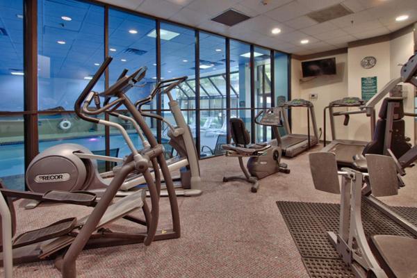 Ramada By Wyndham Albuquerque Midtown Otel Dış mekan fotoğraf