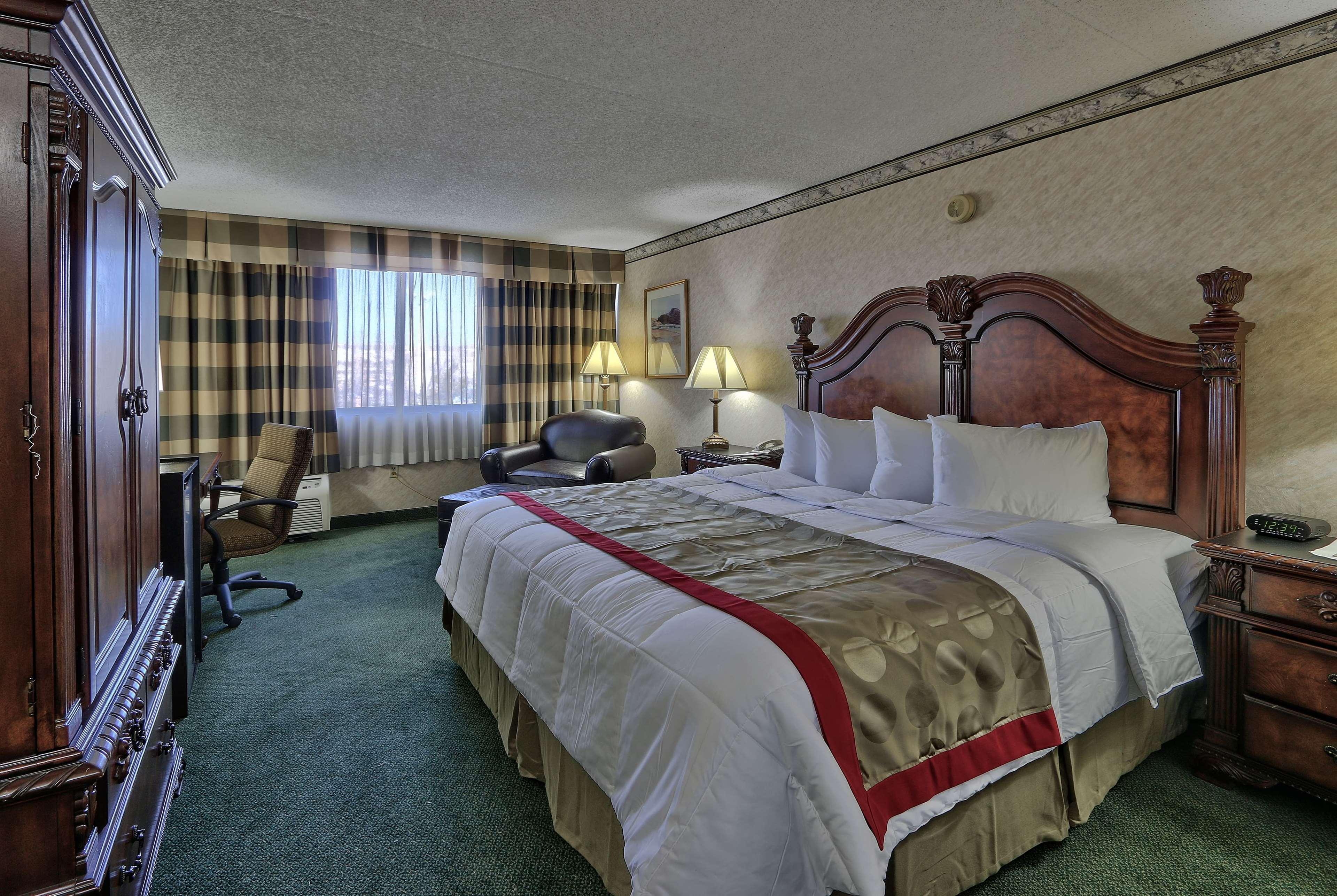 Ramada By Wyndham Albuquerque Midtown Otel Dış mekan fotoğraf