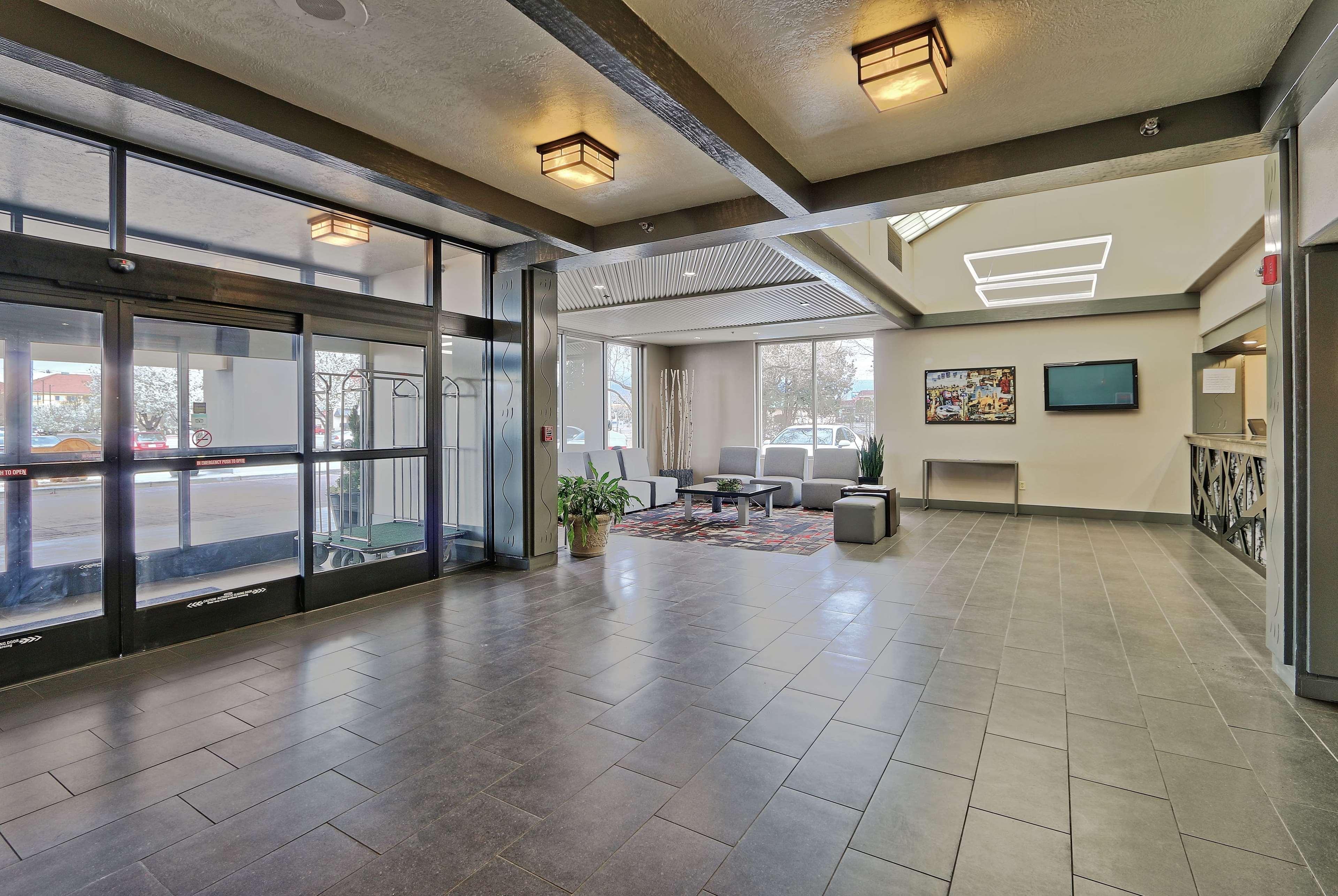 Ramada By Wyndham Albuquerque Midtown Otel Dış mekan fotoğraf