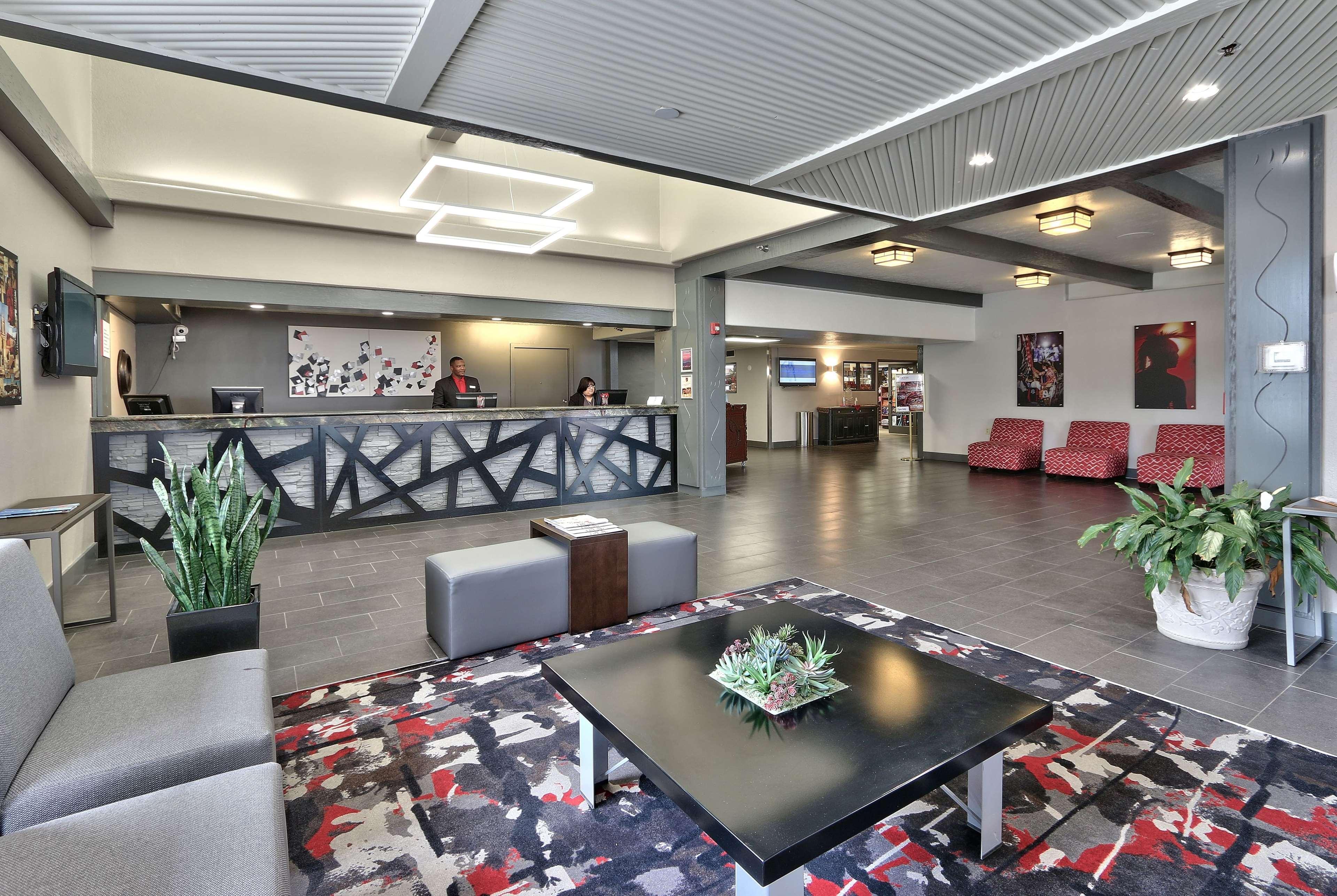 Ramada By Wyndham Albuquerque Midtown Otel Dış mekan fotoğraf
