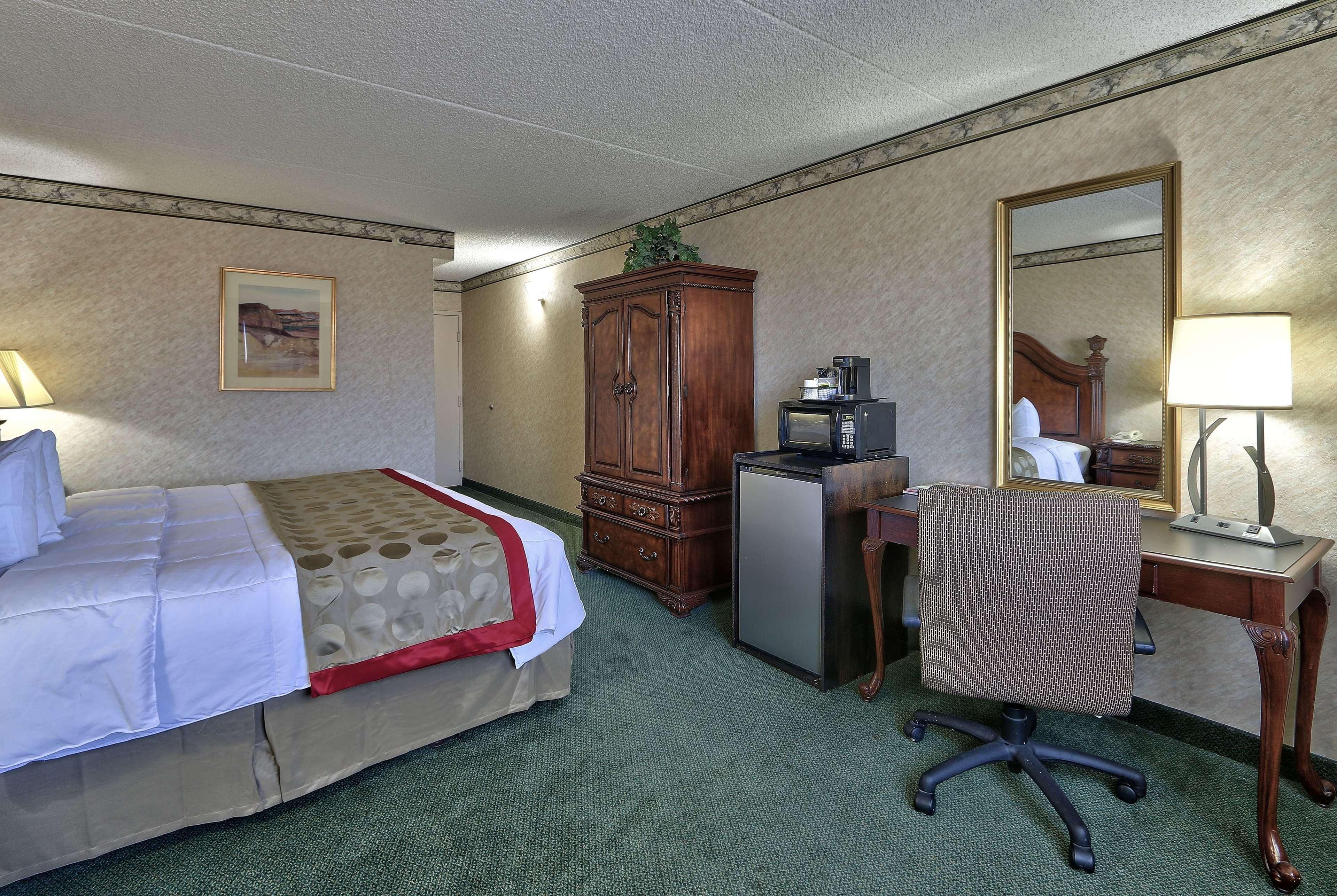 Ramada By Wyndham Albuquerque Midtown Otel Dış mekan fotoğraf