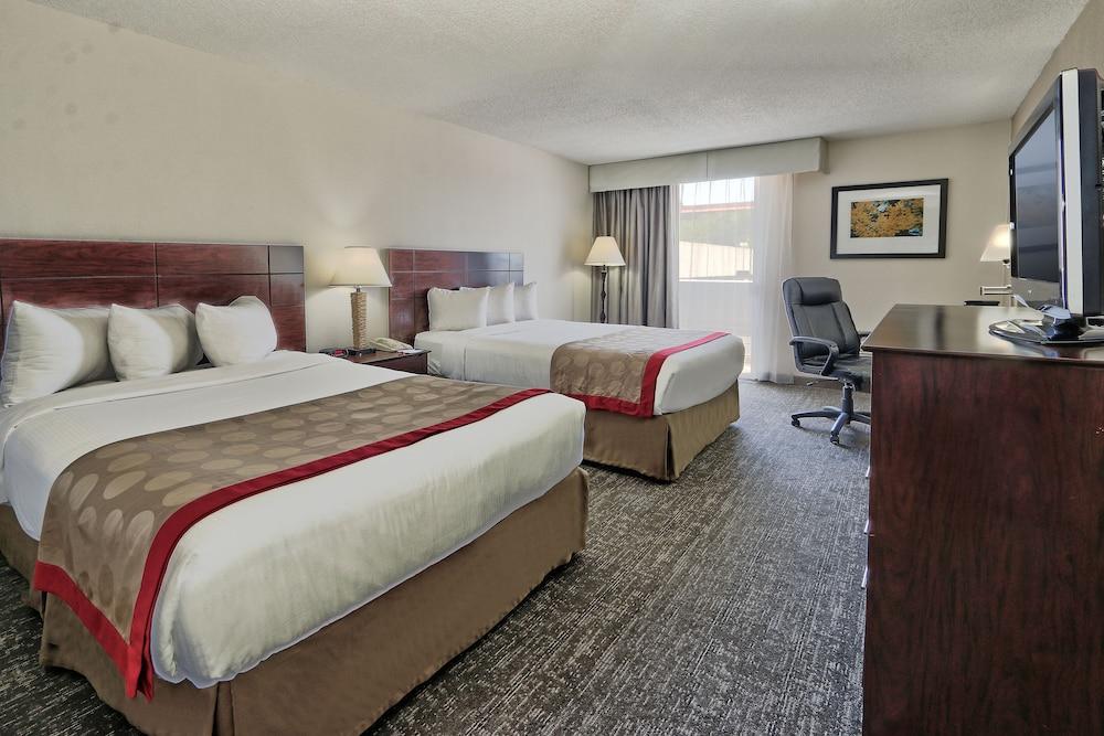 Ramada By Wyndham Albuquerque Midtown Otel Dış mekan fotoğraf