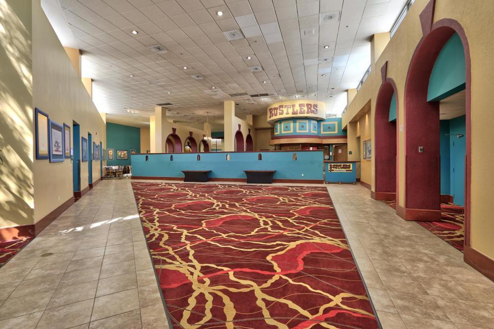Ramada By Wyndham Albuquerque Midtown Otel Dış mekan fotoğraf